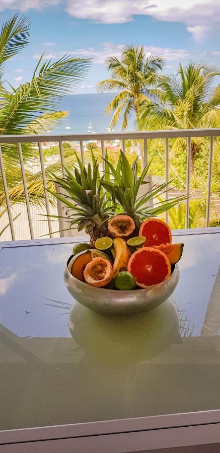 Residence O Coeur De Deshaies Appartements Exotik Et Tropikal エクステリア 写真