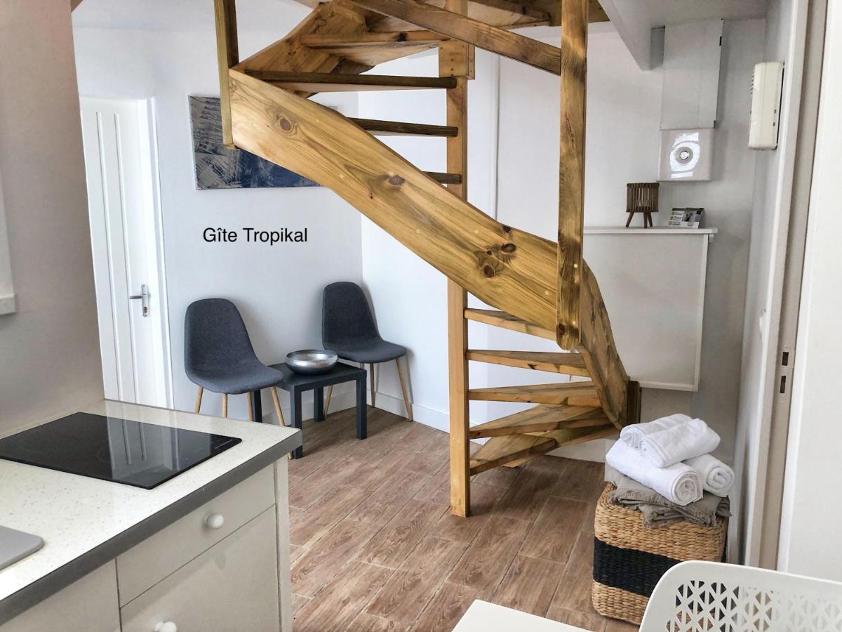 Residence O Coeur De Deshaies Appartements Exotik Et Tropikal エクステリア 写真
